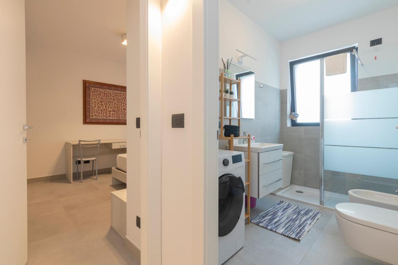 Joivy Calm Flat With Balcony Apartment Pero Bagian luar foto