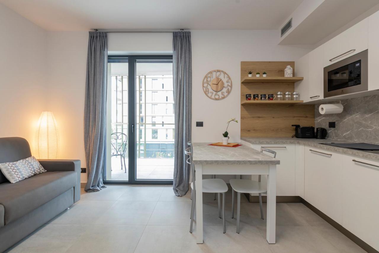 Joivy Calm Flat With Balcony Apartment Pero Bagian luar foto